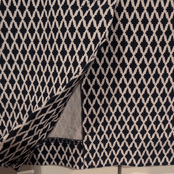 Margaret M Monochrome Geometric Pencil Skirt Size M - Picture 4 of 7